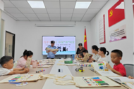 合肥市包河區(qū)方興社區(qū)錦繡地居民區(qū)：巧手繪新風(fēng) 環(huán)保‘袋’回家