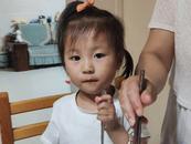 山西兩歲女童家門口失蹤一天一夜 官方回應(yīng)：多部門介入尋找