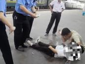 女乘客發病昏倒，火車站全力協助急救