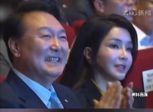 韩检方认定“第一夫人”金建希收受名牌包 
无犯罪嫌疑
