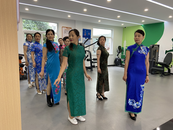 鼓樓街道月亮島社區(qū)：老年模特隊(duì)，走出魅力夕陽(yáng)紅