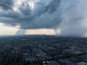 阳光和倾盆大雨同框！视频爱好者记录下7日傍晚合肥暴雨 