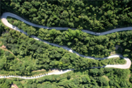 一線，一車，一人！大山深處的“幸福公交”