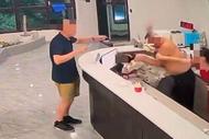 四川一女子遭上身赤裸男毆打，監控記錄全過程，警方已介入調查