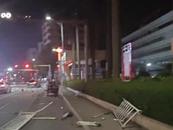 “撞死你們”！女子酒駕撞護欄后與群眾爭執，廣東臺山警方通報