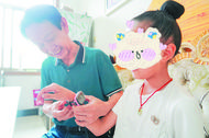 從“橄欖綠”到“公益紅”  退役老兵、“公益達人”任俊扣的愛心傳遞