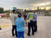 蚌埠：5 歲女孩獨自過馬路買雪糕 中石油綜管員暖心守護  