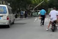沈陽一司機駕駛小型汽車將電線桿撞倒  交警：單方面責任事故 一人輕傷，已處理完畢
