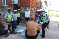 巢湖交警開展農村地區“一老一小”交通安全宣傳活動
