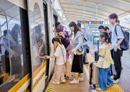 長三角鐵路中秋小長假客流啟動  客流最高峰日預(yù)計(jì)出現(xiàn)在9月15日