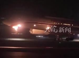 俄总统普京飞抵蒙古国 对蒙古国展开正式访问 蒙古国外长到机场迎接
