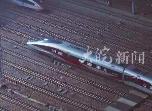 十一临近，高铁吹响“集结号”，“万箭待发”，画面震撼！