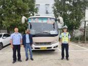 阜陽一客車超員，司機駕駛證記12分