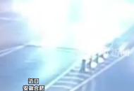 男子駕車突發低血糖雙手無力，緊急停車后請求交警“喂點飯”，交警：有我們在這 沒事的