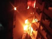 廣東汕頭一建筑凌晨突發大火  附近商戶稱已停電 官方回應明火已撲滅