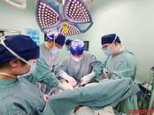1歲男童腹中竟有個小寶寶