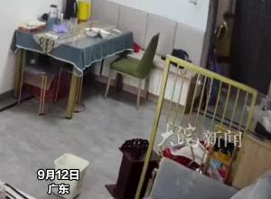 妈妈与病痛抗争三年后离世，孩子放学到家默默靠墙流泪，“一声声妈妈 却没了回应”
