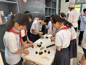童享歡樂 “餅”承美好——鐵二小開展中秋節實踐活動