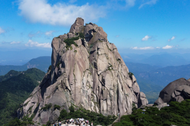 國慶假期天柱山風景區單日最大接待限量36000人