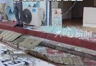 四川一沿街商鋪廣告牌掉落砸傷人 當地回應：傷者已送醫
