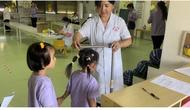 桐城市呂亭鎮衛生院在學校幼兒園開展健康體檢活動