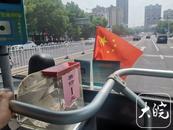 ?現場體驗 | 六安：公交票價下調，但空調繼續開放