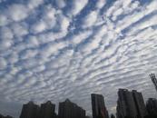 合肥天空出現(xiàn)這種云預示著什么，專家解釋
