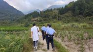 游客登山時跌落受傷，祁門警民急救援