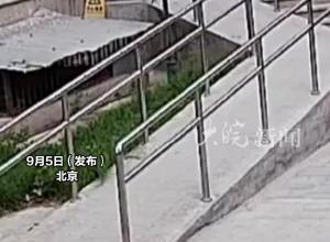 和朋友聚餐后懒得下楼丢垃圾，男子一分钟从9楼抛物十余次，因高空抛物被判刑 罚款