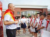 15位勞模工匠代表走進學校   為學生上新學期開學第一課