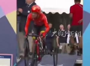 陈健新巴黎残奥会卫冕冠军 妻子曾含泪受访: 想让他骑慢一点 怕他摔跤