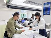 合肥市市場監管局新窗口發出首張證書