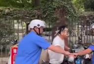 廣州一商販持鐵棍毆打城管 當地回應：依法依規執法，商販被警方帶走
