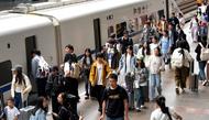 高位運行！長三角鐵路10月3日預計發送旅客355萬人次