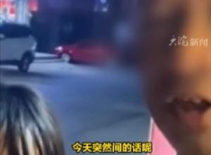 小学女生遇公交车涨价被拒载？
网民称导致孩子很晚才回家 
贵州安顺多部门回应