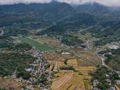 組圖丨安徽岳西大別山云霧繚繞  景色迷人