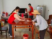 【網(wǎng)絡(luò)中國節(jié)?重陽】懷寧縣雷埠鄉(xiāng)：開展“心系空巢老人，重陽關(guān)懷送溫暖”主題志愿服務(wù)活動