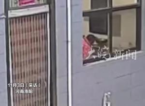 厨房爆炸老夫妻衣服瞬间消失，丈夫浑身烧伤92%仍起身救妻，儿子落泪：太心疼父母了