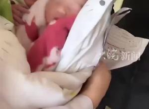 95后宝妈诞下三胞胎小公主 头胎是双胞胎男孩已经4岁半 夫妻俩都很开心：“第二胎就想要女孩  现在特别激动”