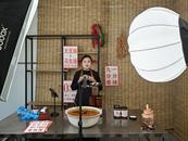 靈璧縣特色產(chǎn)品搭“電商快車”賣向全國(guó)