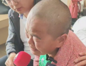 “為亡弟追兇26年案” 姐姐李海玉：爸爸為尋兇瞎了一只眼睛，帶其遺照只為見證