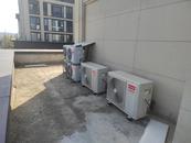 宣城：新房還沒裝，主臥外竟多了六臺空調外機