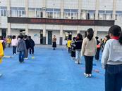 誠信尚儉 共享食安——鐵二小開展食品安全周宣傳主題教育活動