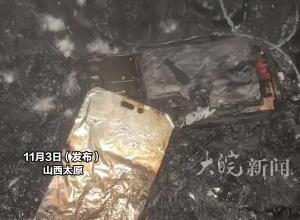 女子称苹果手机充电时自燃，手和手腕二度烧伤，女子：当时正在睡觉