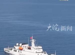 菲船只企图侵闯黄岩岛领海 中方依法依规实施管控