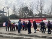南陵县逸善社工开展社区义诊义剪便民服务活动