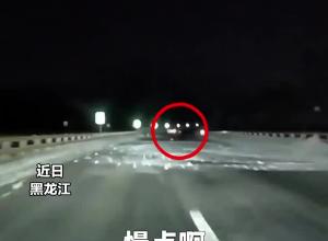  高速路上遇“停驶车辆”妻子温声细语避免一场灾祸