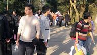 初冬合肥温暖如春 大蜀山景区“挤”成“拥堵状态”