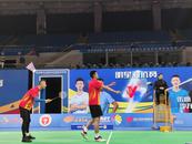 谌龙现身合肥参赛，回应入选2024年世界羽联名人堂