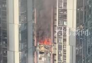 深圳一高層住宅突發爆炸 16輛消防車80名消防員到場處置
